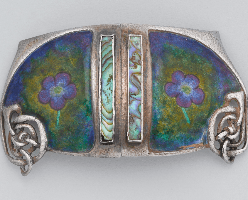 Buckle model 187