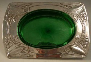 Used l-butter-dish-0316